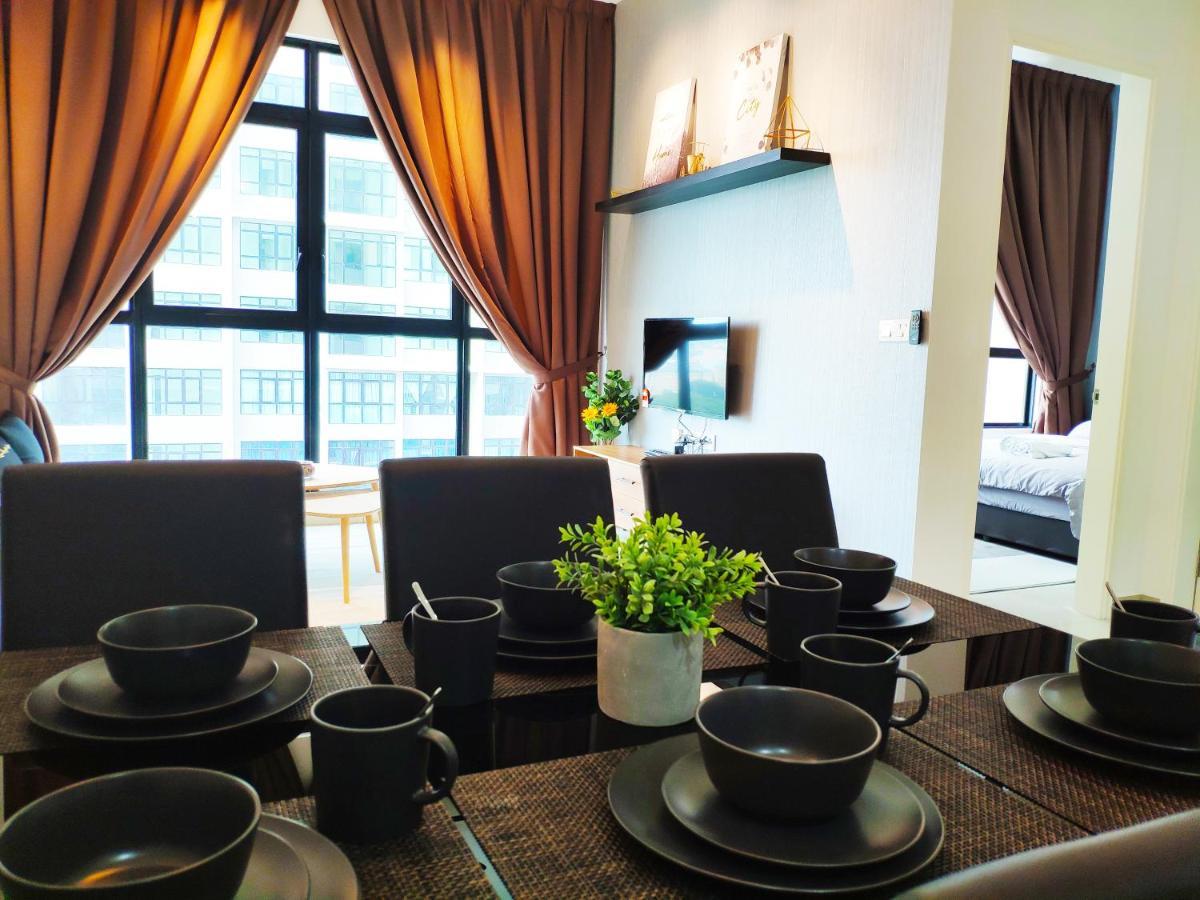 Netflix# Conezion Ioi Resort City By Salaam Suites Putrajaya Exterior photo