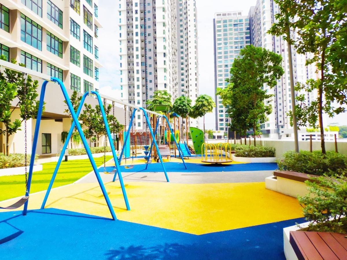 Netflix# Conezion Ioi Resort City By Salaam Suites Putrajaya Exterior photo