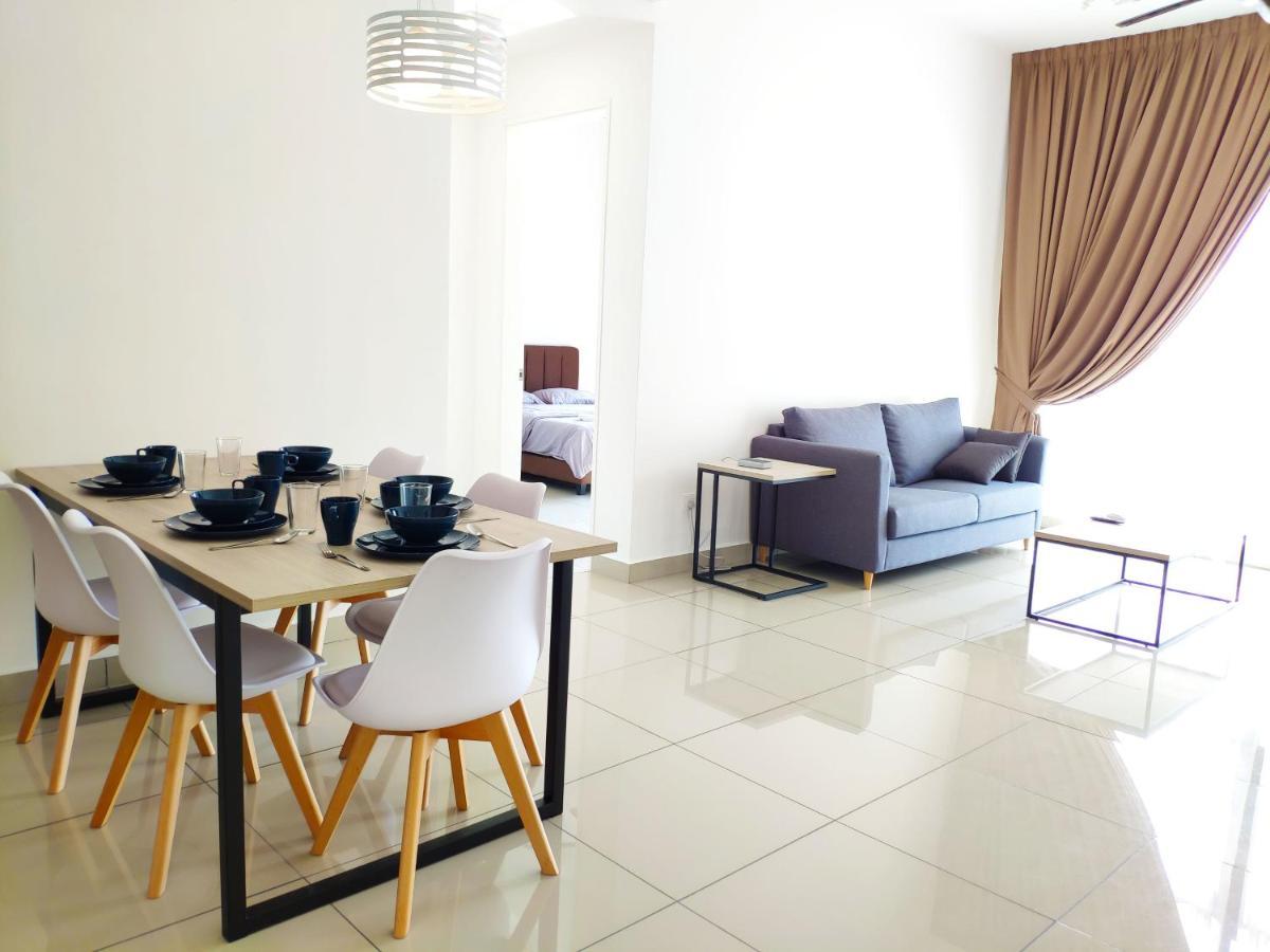 Netflix# Conezion Ioi Resort City By Salaam Suites Putrajaya Exterior photo